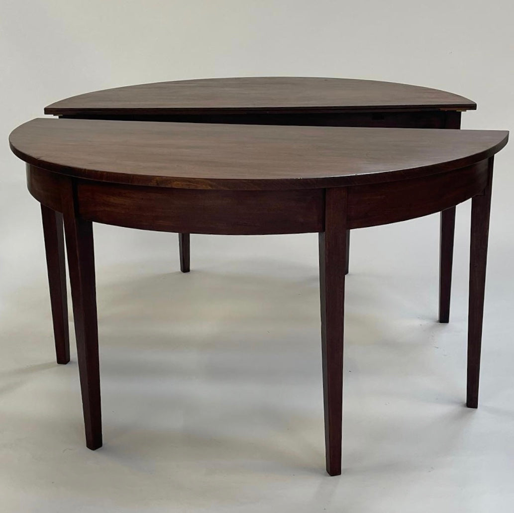 Antique Georgian Demi Lune extending dining table