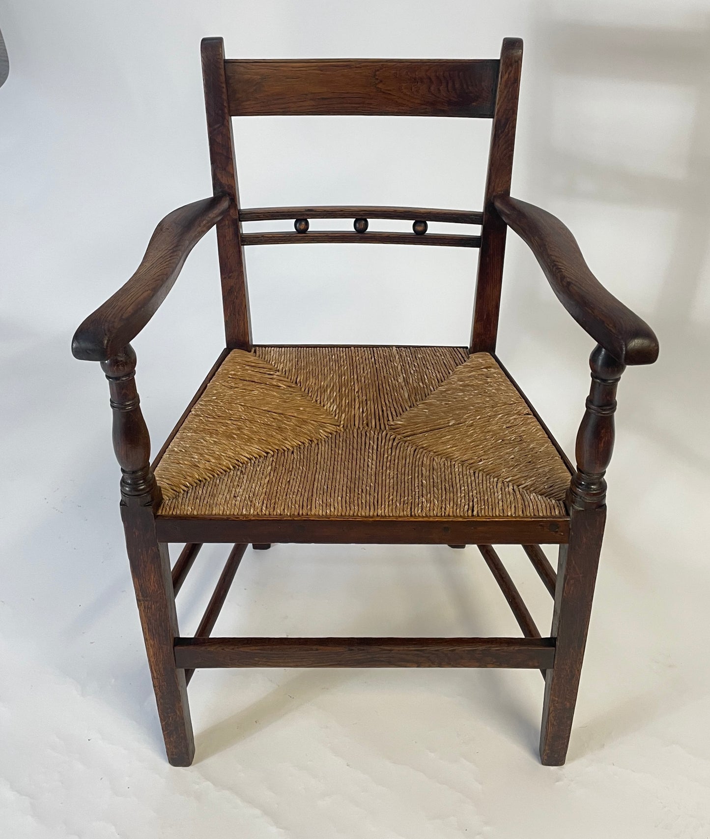 Set of 8 George III Oak, rush seated,country style Dining Chairs.
