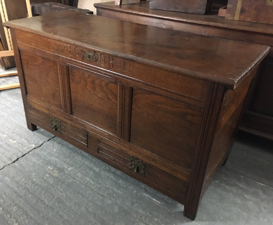 Antique coffer / mule chest, circa 1628