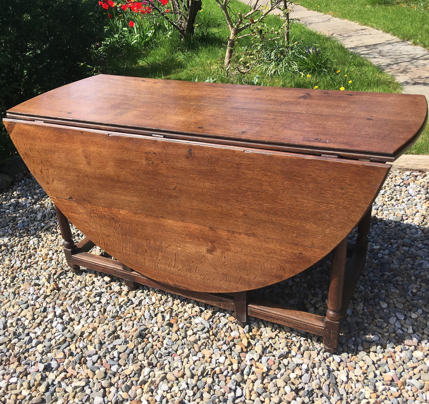 Antique French oak hunt / dining table.